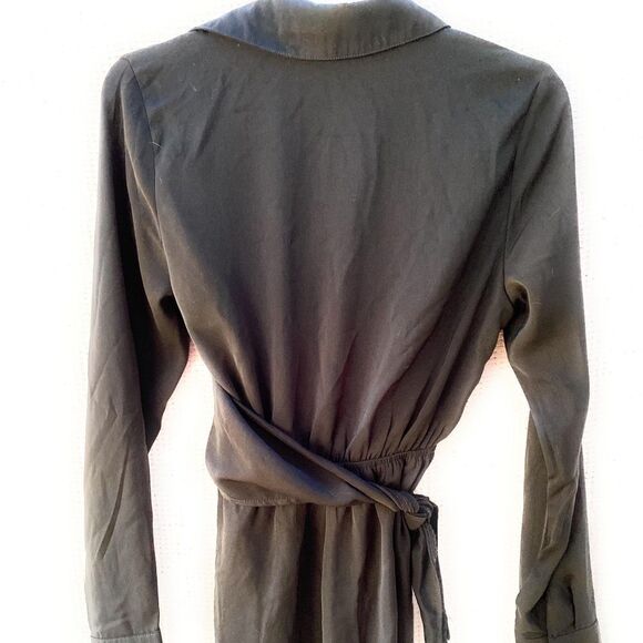 Missguided‎ Wraparound Shorts Romper - Picture 6 of 9